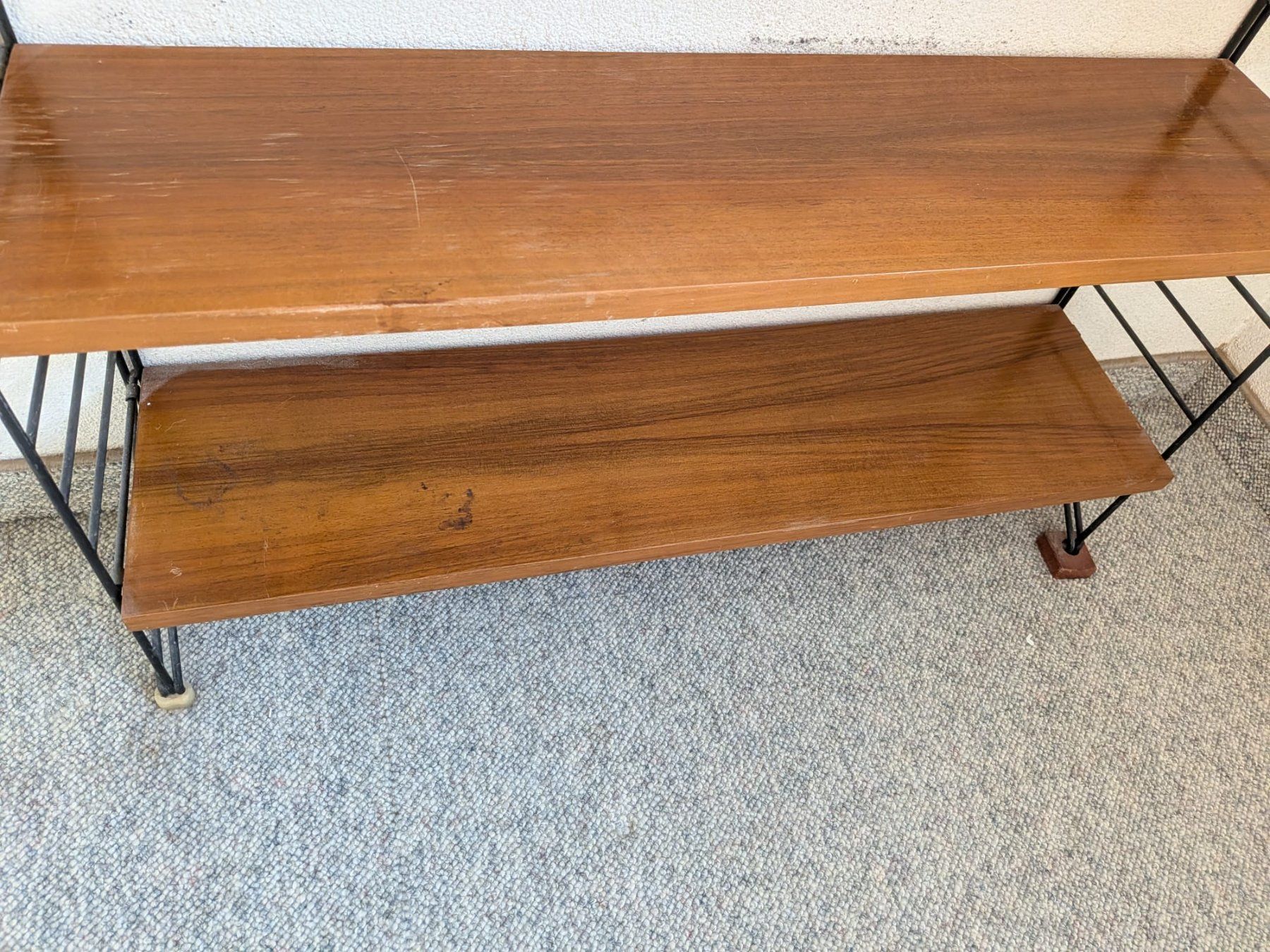 Regale: Kleines String-Regal - Mid-Century, 4 Tablare - Ref. 07/16 – Gebraucht aus Au ZH von BrockiAu 4