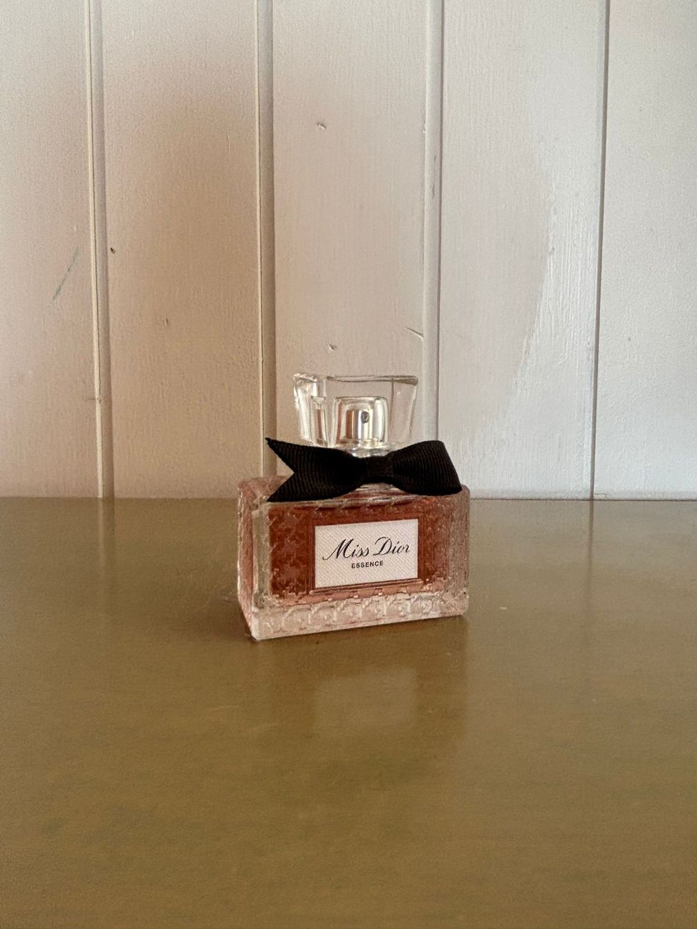 Dior Profumi & Eau de Toilette: Dior / Miss Dior Essence / 35ml – Usato da Jonen venduto da Lux.K.