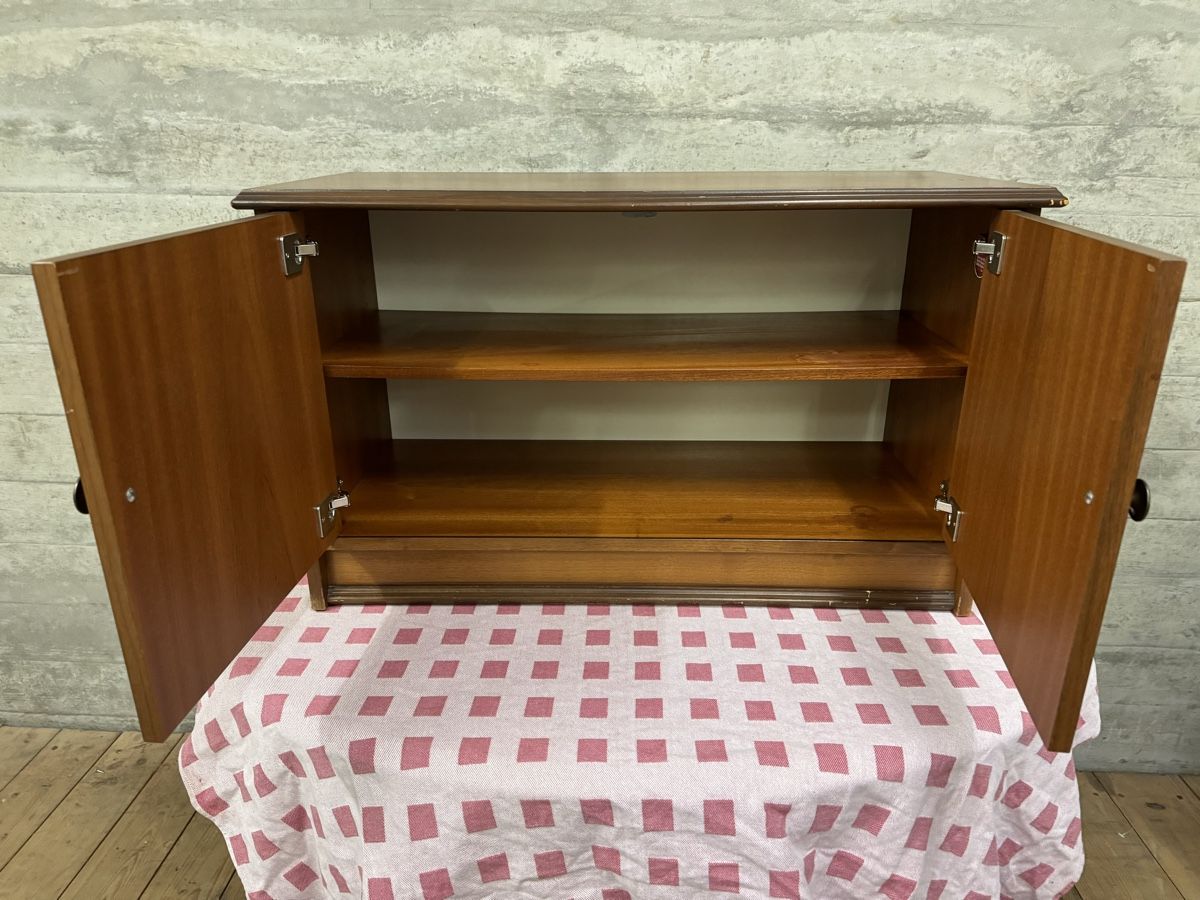 Commodes: Kleine Kommode Kästchen – D'occasion à Münchenstein par Eclipse6 5