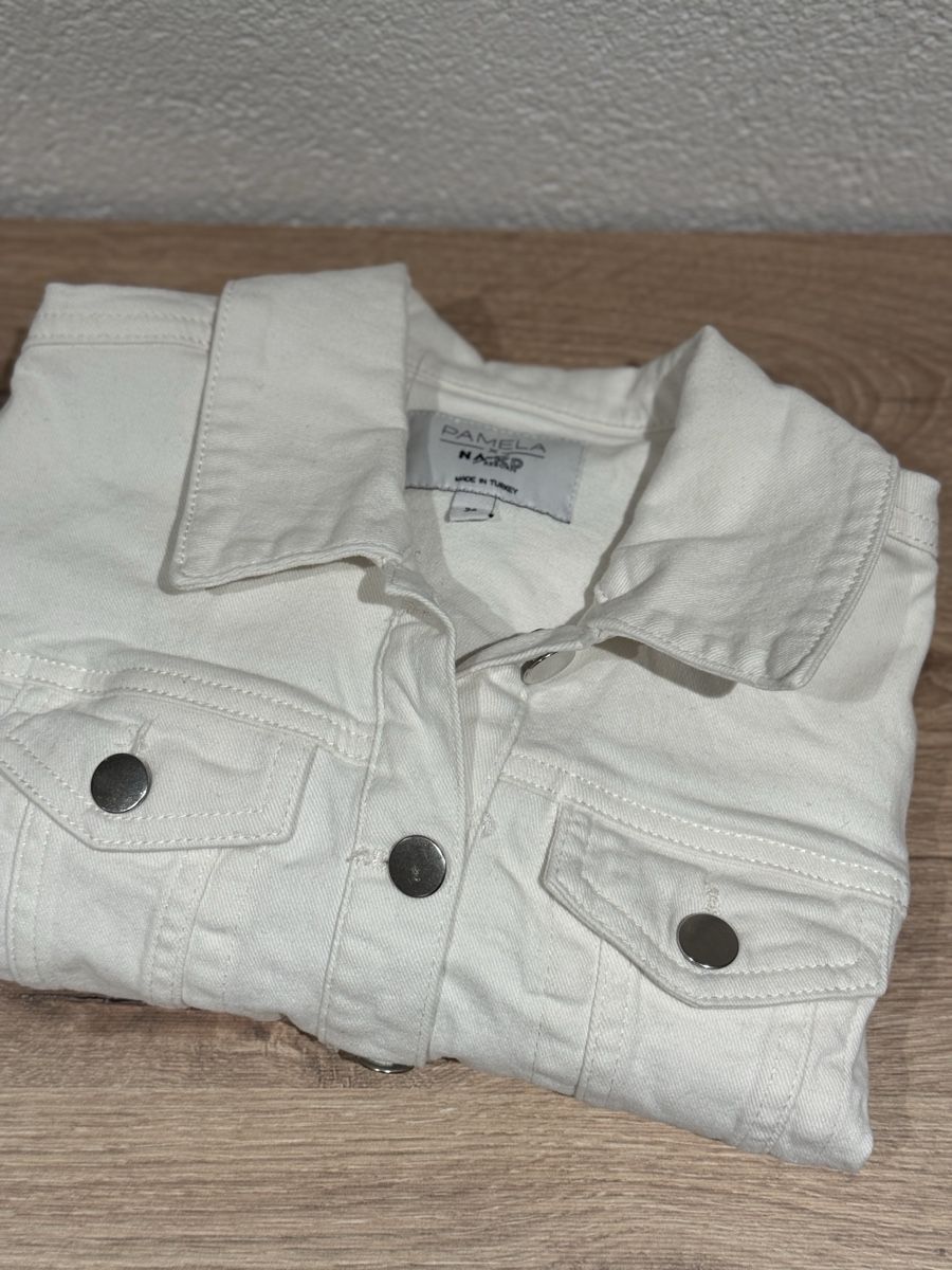 Na-kd Giacche: Weisse Jeansjacke – Usato da Regensdorf venduto da angie2810