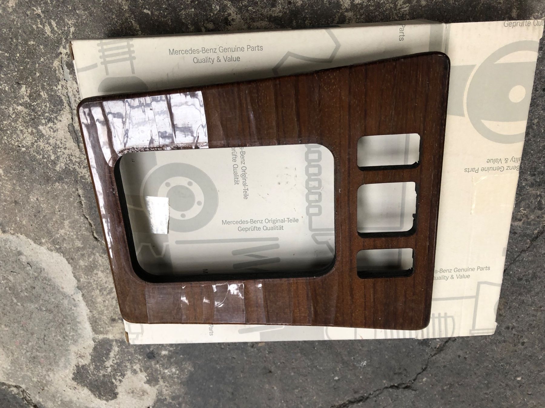 Mercedes-Benz Accessori per altri veicoli: Mercedes Benz w201 Abdeckung – Usato da Birrwil venduto da nicole86ch