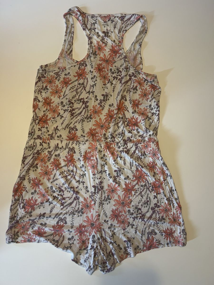 Tute: Combishort à fleurs femme taille M  – Usato da St-Prex venduto da mar_f6t6 1
