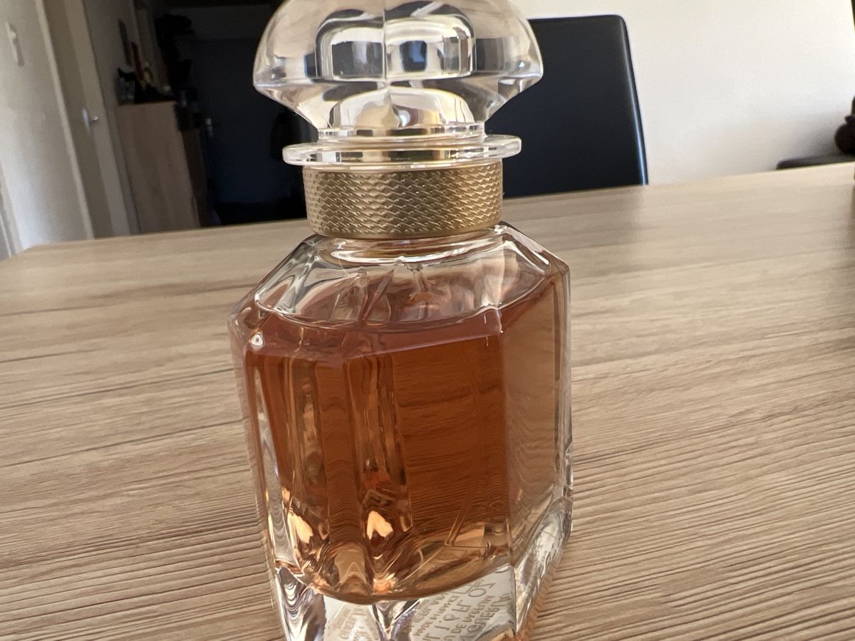Guerlain Profumi & Eau de Toilette: Mon Guerlain Eau de Parfum 50ml - Un classique intemporel – Usato da La Chaux-de-Fonds venduto da GabrielaKlein 2