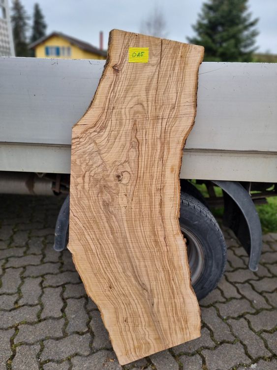 Schneidebrett Aus Olivenholz – Naturschnitt 40 X 20 Cm, Rustikal & Stylisch