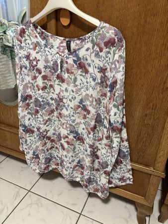 Camicia Multiblu floreale Taglia 44- Ideale per la primavera