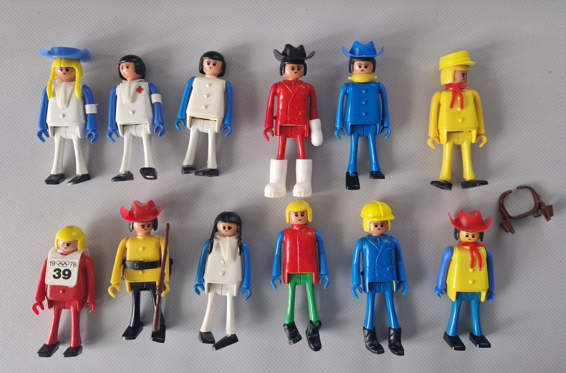 Big Giocattoli: Play- Big- Figuren (12x/ gebraucht!) – Usato da Aarau venduto da Vintage1969