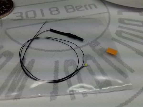 Componenti elettronici: LED SMD 0805 rot, verkabelt, 1Stk – Nuovo (secondo la descrizione) da Luzern venduto da Salefactory 1