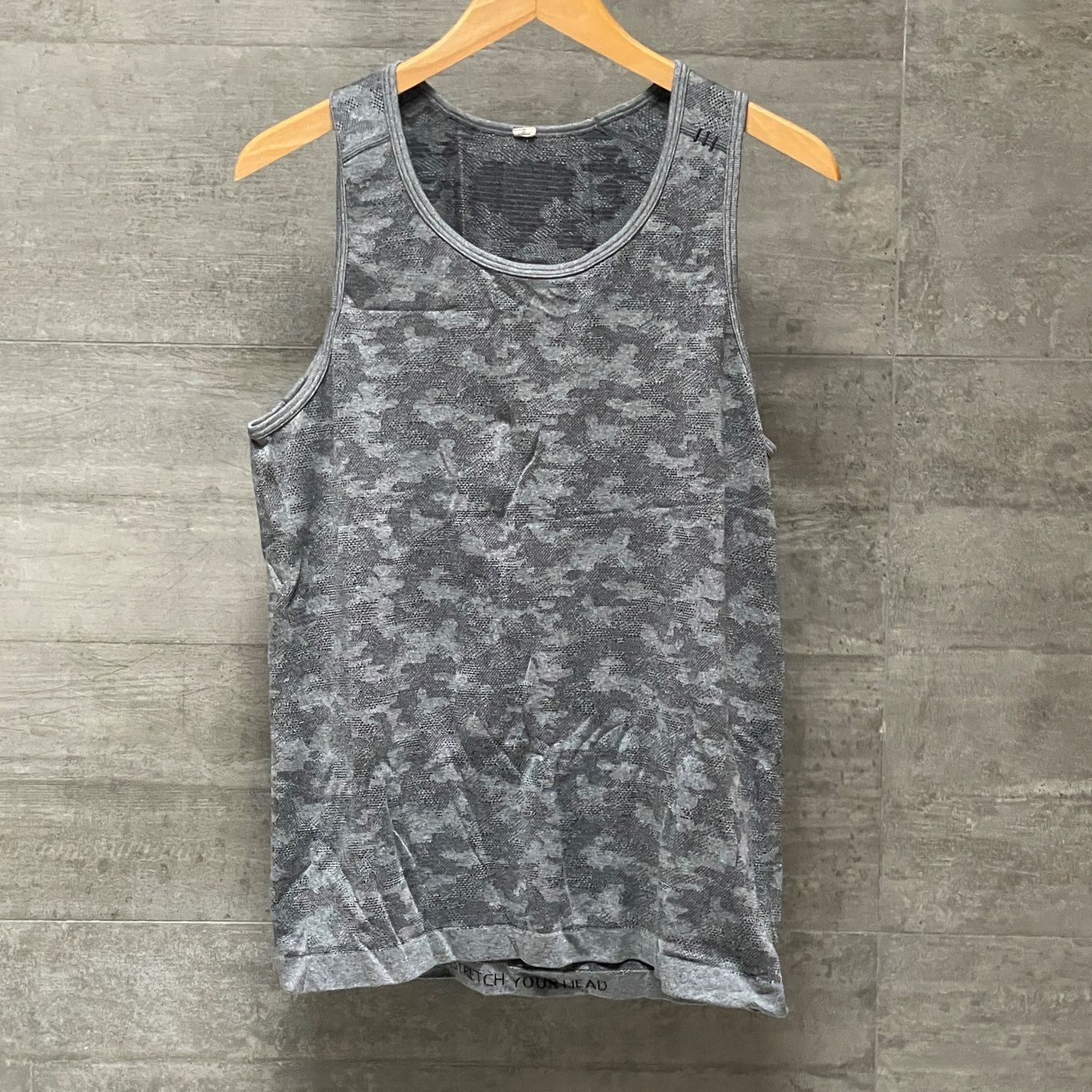 Lululemon T-shirt: Lululemon TANK Top (Gr.S) – Usato da Bern venduto da lolapennt 3
