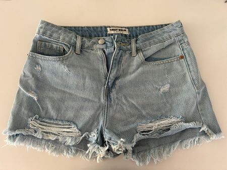 hellblaue jeansshorts