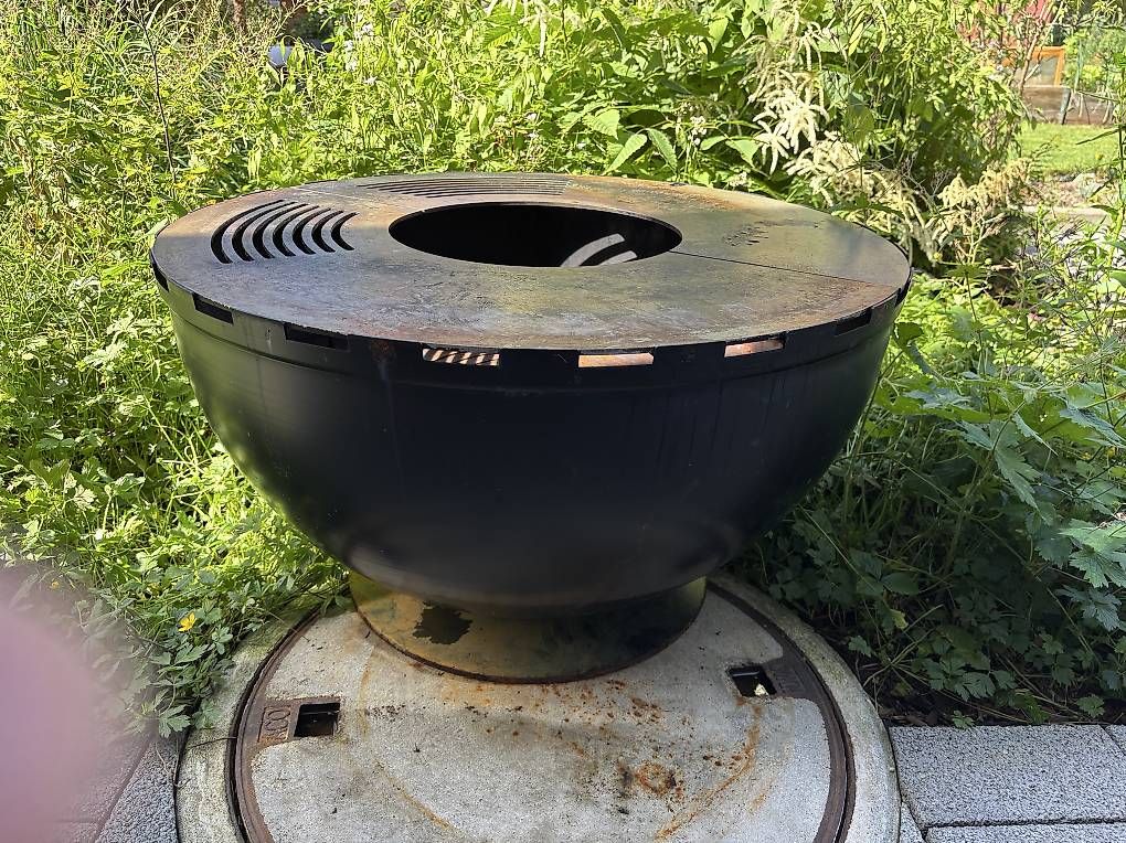 Bracieri: Nouvel Feuerschale schwarz |  80 cm | mit Deckel – Usato da Ennetbürgen venduto da Sevenday 1