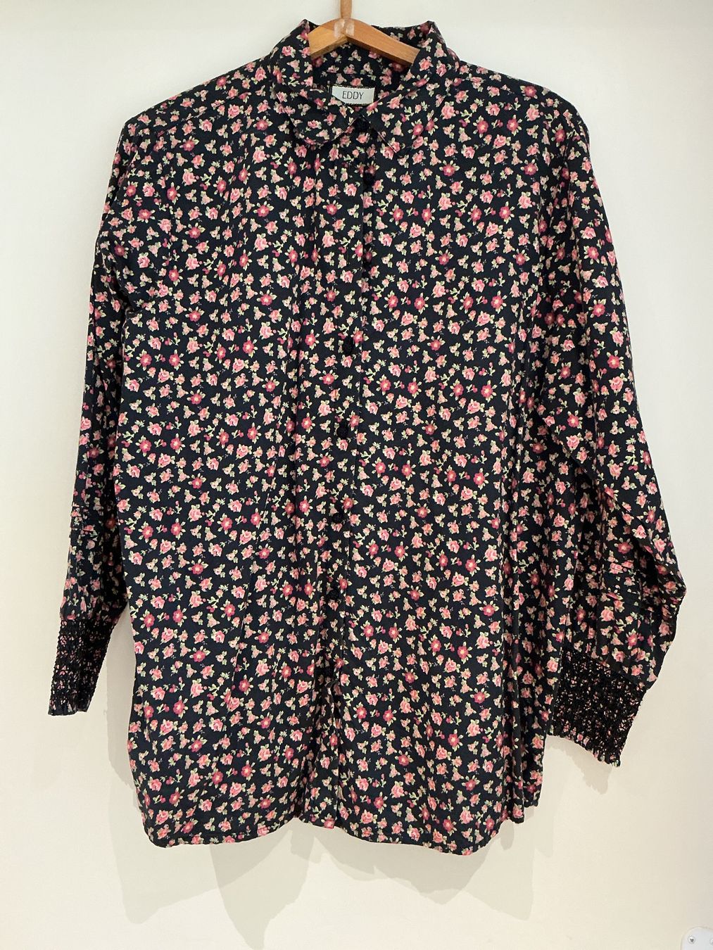 Camicette: Wunderschöne Bluse mit Rosenmuster – Usato da Triesen venduto da boston7