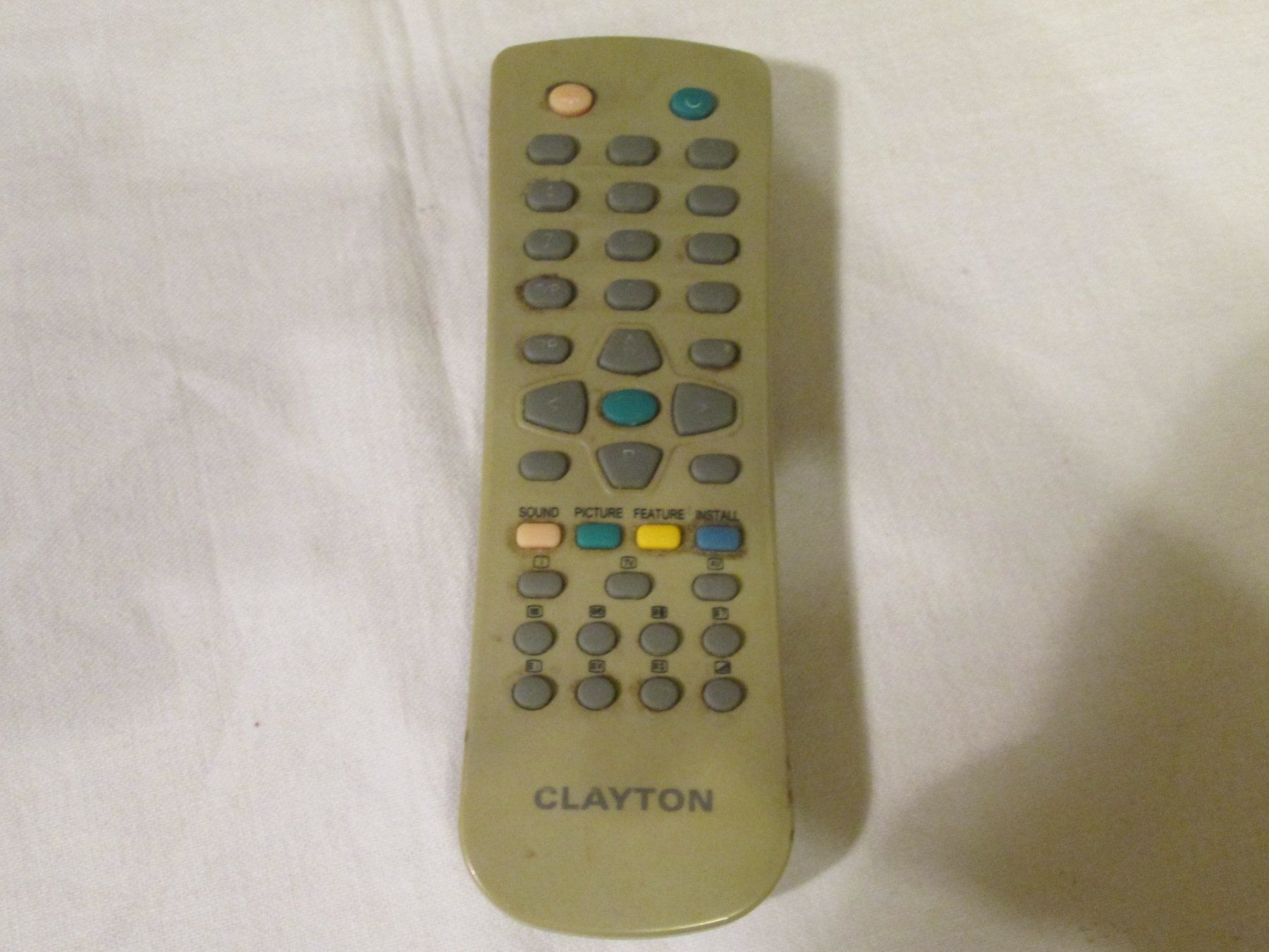 Telecomandi: Télécommande CLAYTON d'occasion (62) – Usato da La Chaux-de-Fonds venduto da Marteaux