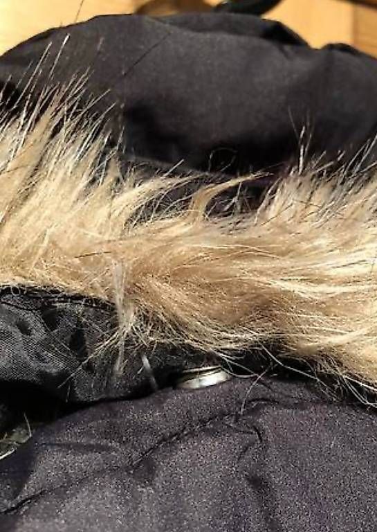 Giacche: Steppjacke von H&M - Grösse 36 - Farbe Schwarz – Usato da Thörishaus venduto da ama_9dbt 3