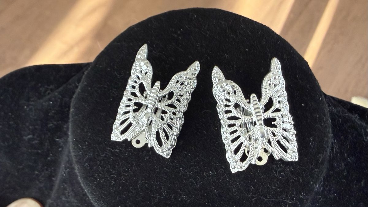 Orecchini pendenti & Orecchini a lobo: Wunderschöne Silber- Ohrclips🦋, Schmetterling – Nuovo e nell'imballaggio originale da Ebikon venduto da elischka 1