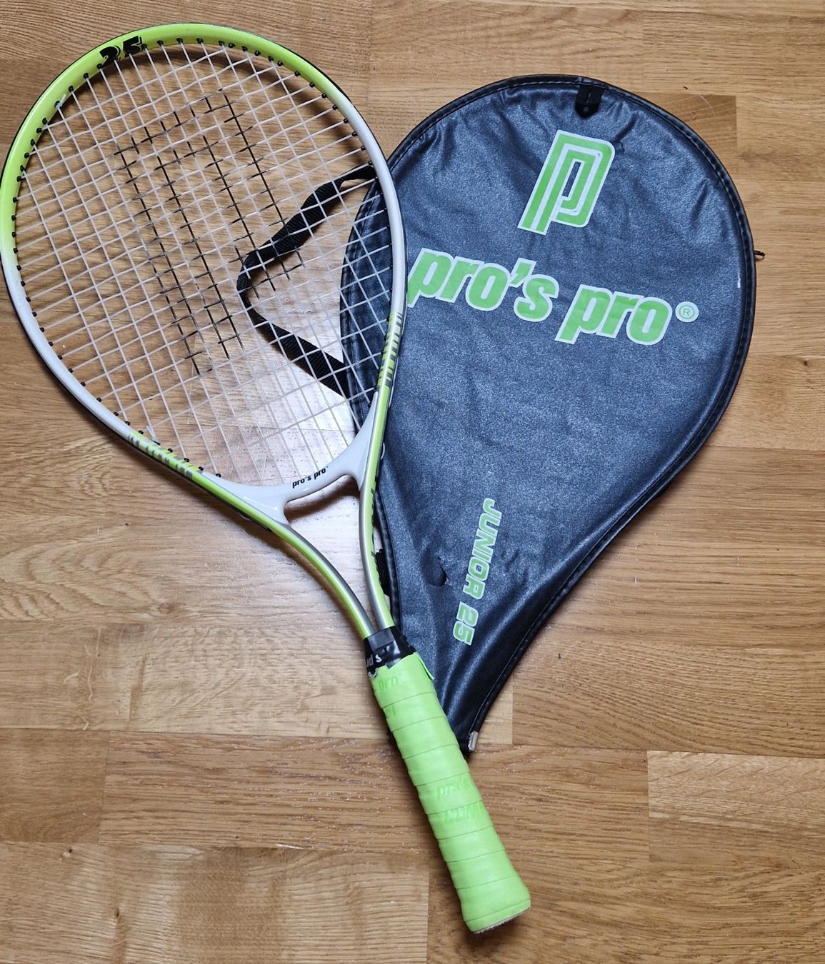 Schläger: Tennis  2 Racket 25 inch – Gebraucht aus Biglen von Patronic