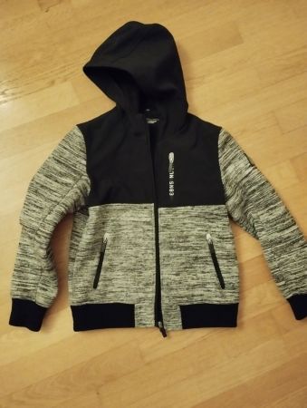 Northville Jacke Gr. 146, Top Zustand für den Übergang!