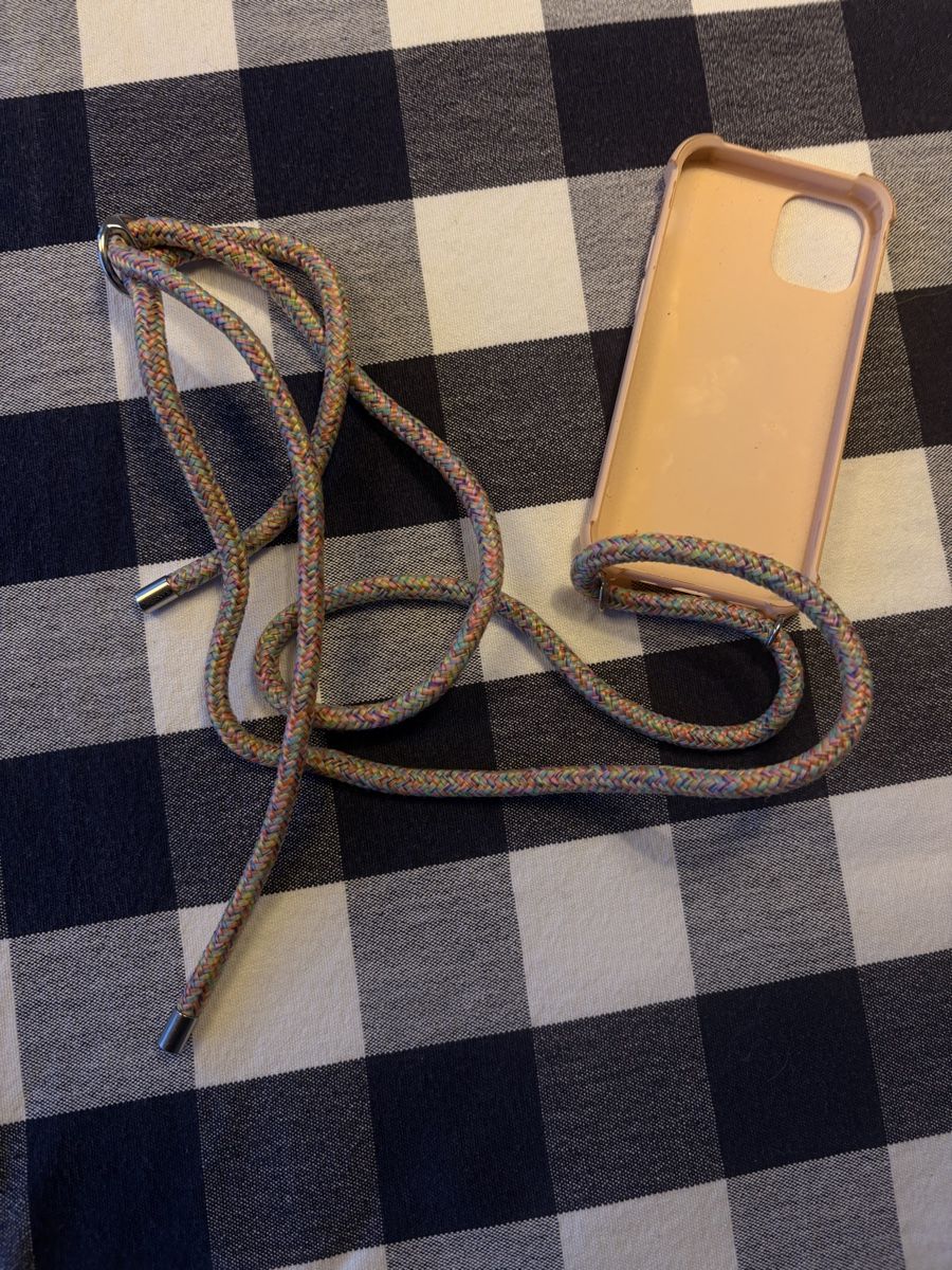 Apple Telefoni cellulari / Smartphones: Urbanys Handyhülle – Nuovo (secondo la descrizione) da Zürich venduto da del_9vlj 1