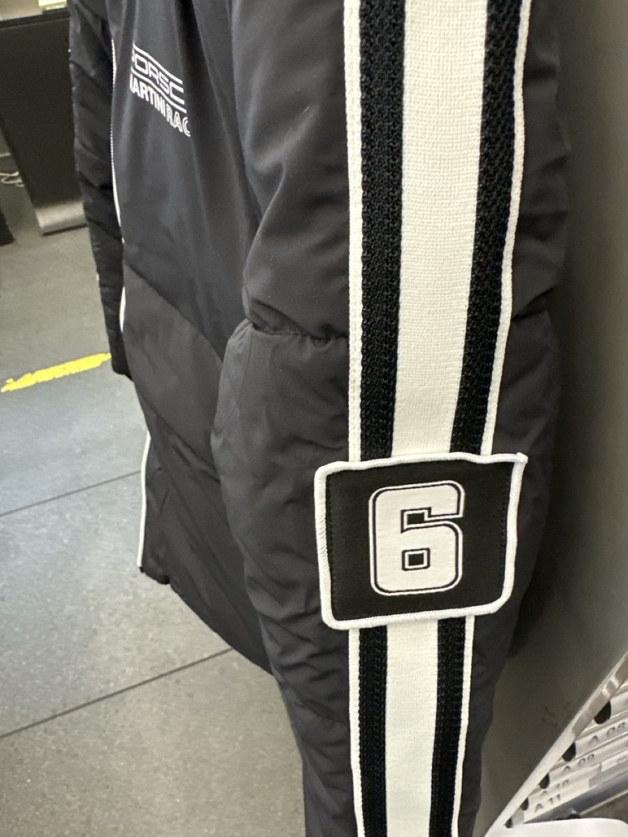 Giacche: Porsche Wendejacke Damen – Nuovo (secondo la descrizione) da Zürich venduto da First_Riesbach 2