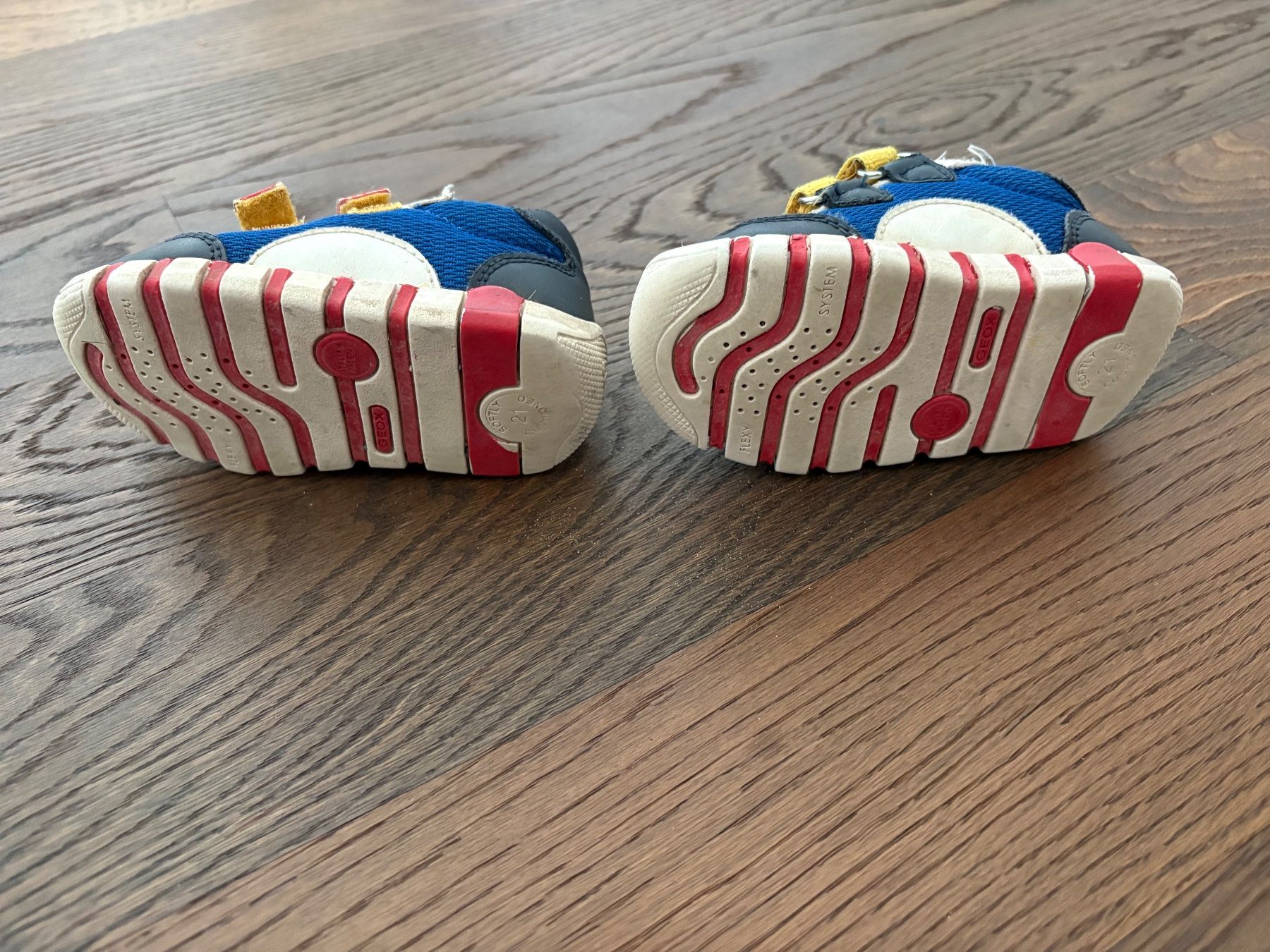 Geox Scarpe per ragazzi: Geox Kinder Halbschuhe Grösse 21 – Usato da Wohlen AG venduto da kissne4 4