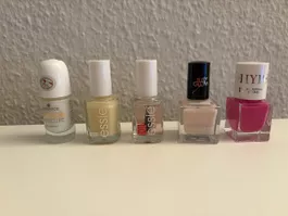 Nagellack Set 5-teilig 2x Essie, Essence, Anny 