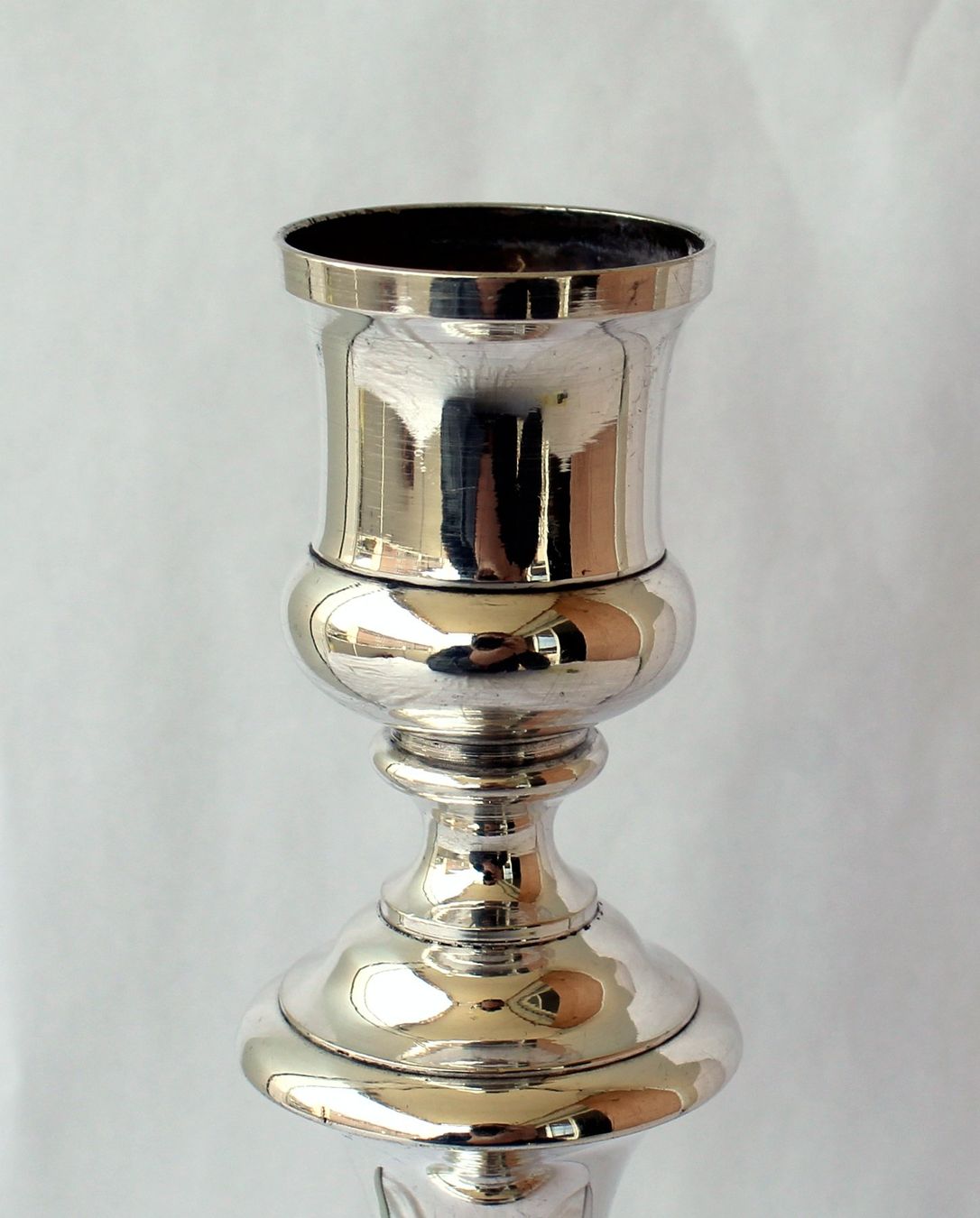 Christofle Portacandele: Christofle Kerzenständer versilbert 25 cm hoch – Usato da Zürich venduto da Auctionata 2