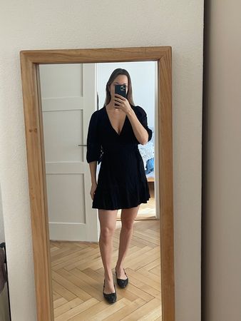 Edited schwarzes Wrapkleid M