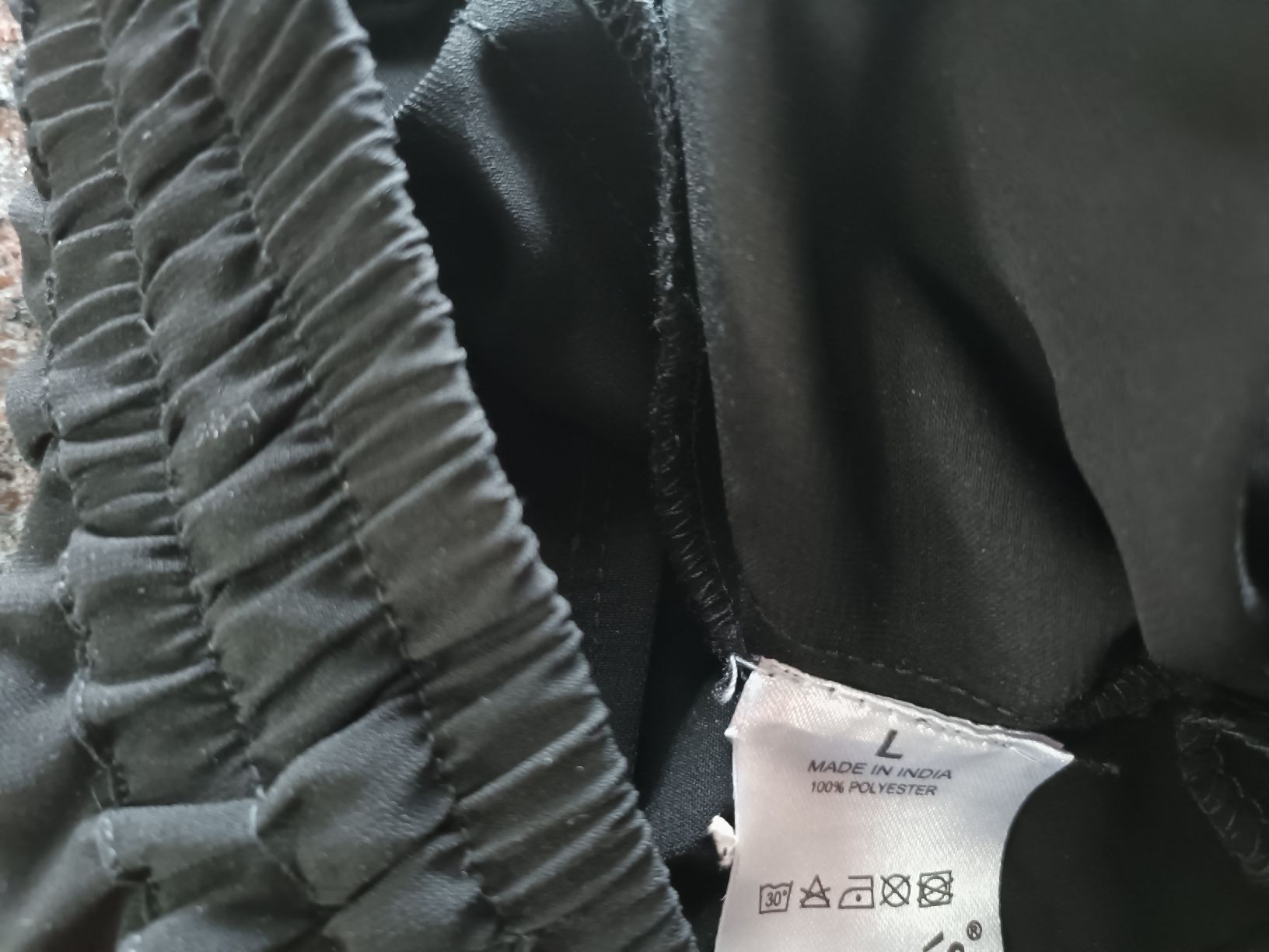 Pantaloni: Neue Hose L – Nuovo (secondo la descrizione) da Bätterkinden venduto da Elefantenzoo 3