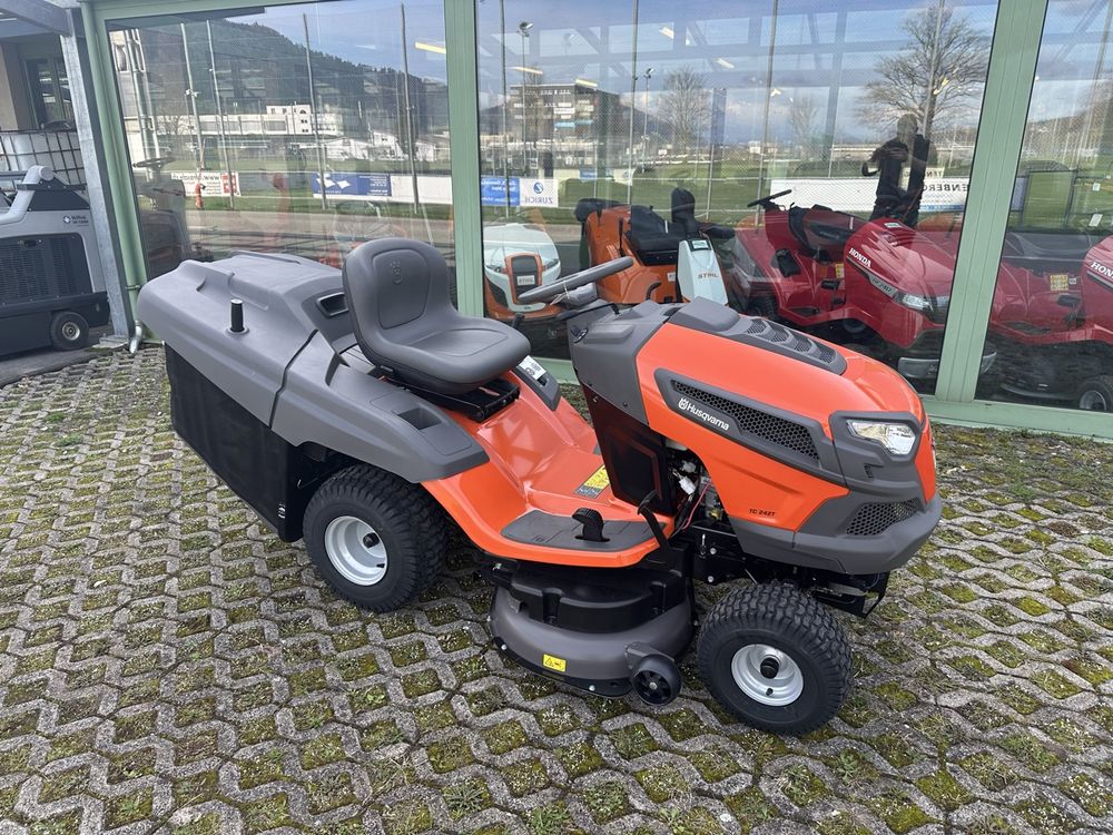 Husqvarna Aufsitzmäher TC 242 T Rasentraktor 19.7 PS | Kaufen auf Ricardo