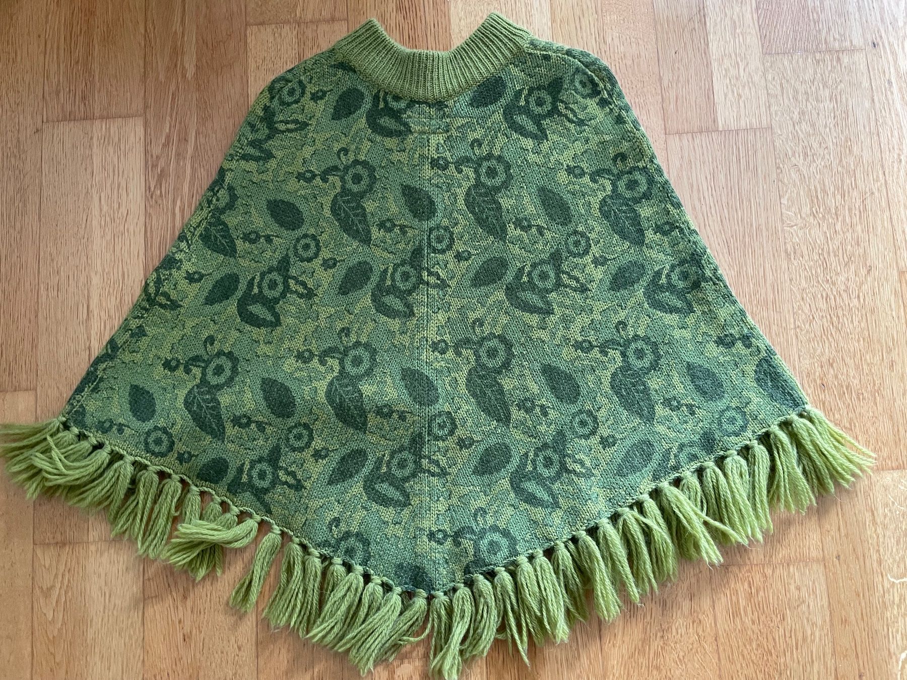 Jacken: Schöner Poncho von Paul Frank - Gr.S – Gebraucht aus Horgen von Abeille80 1