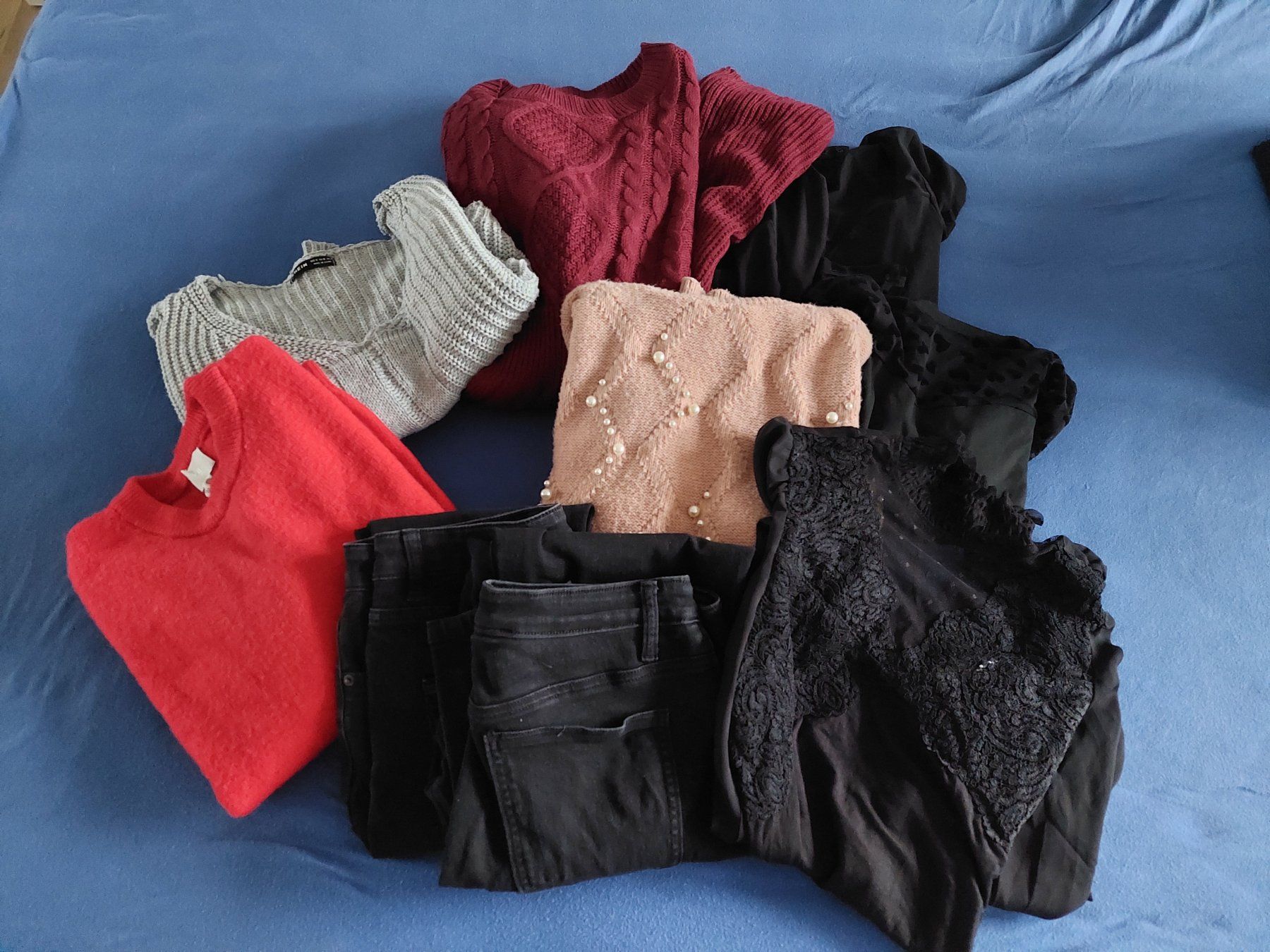 Lots de vêtements: 8 TEILIGES KLEIDERPAKET GR. M – D'occasion à Münchenstein par Strupfi