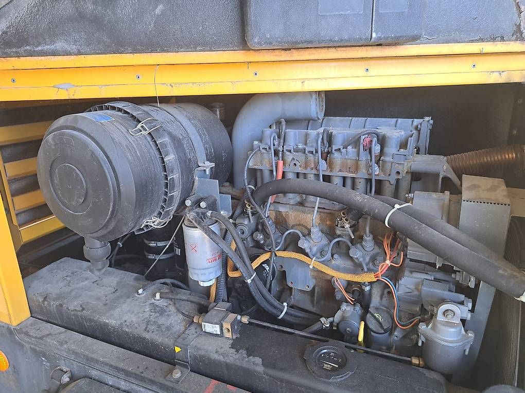 Compressori: Baukompressor Atlas Copco XAS 66 – Usato da Marthalen venduto da Reinigungstechnik 3