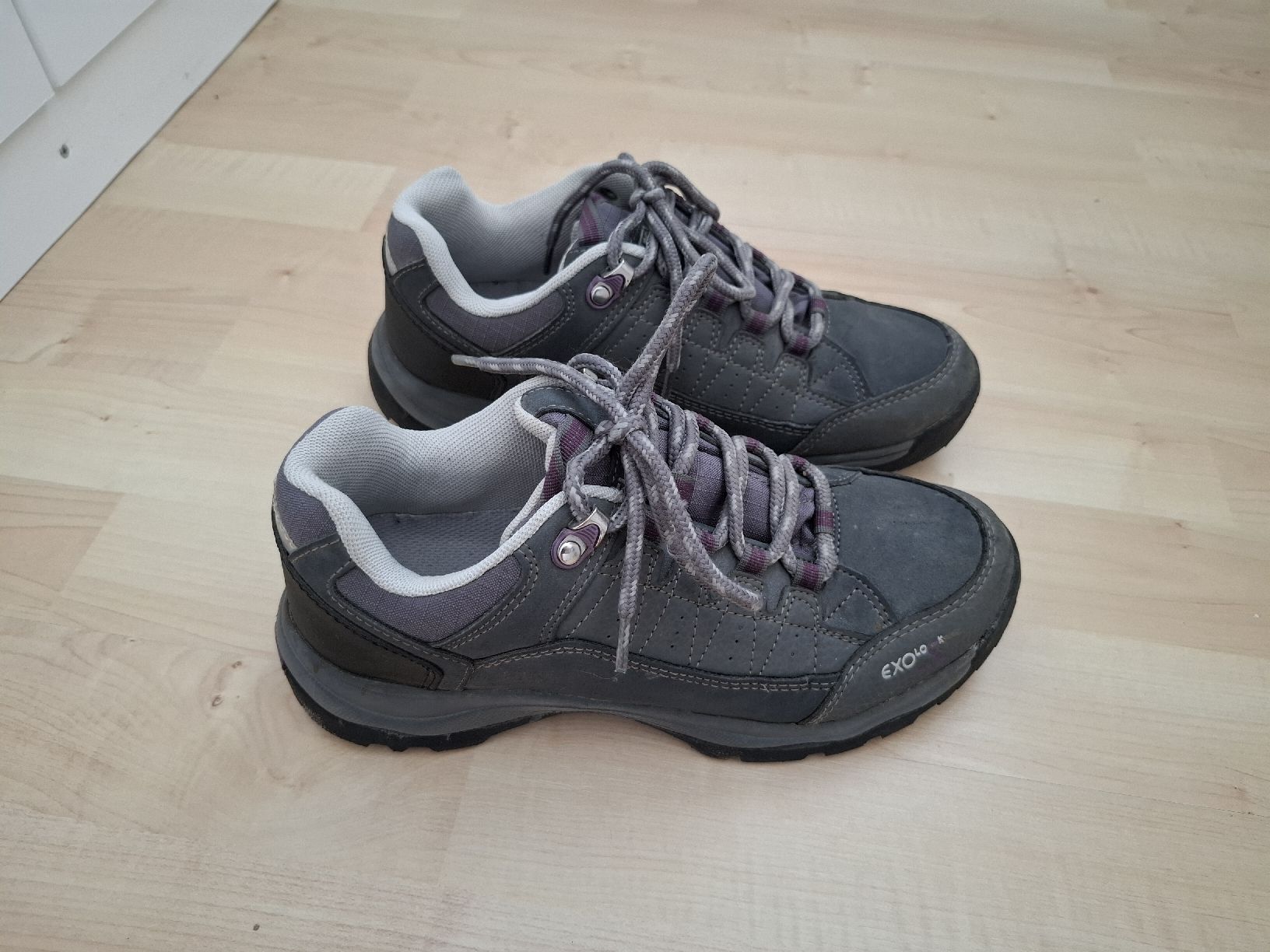 Scarpe da uomo: Wanderschuhe Grösse 37, Versand auch möglich – Usato da Neuenhof venduto da summer_25