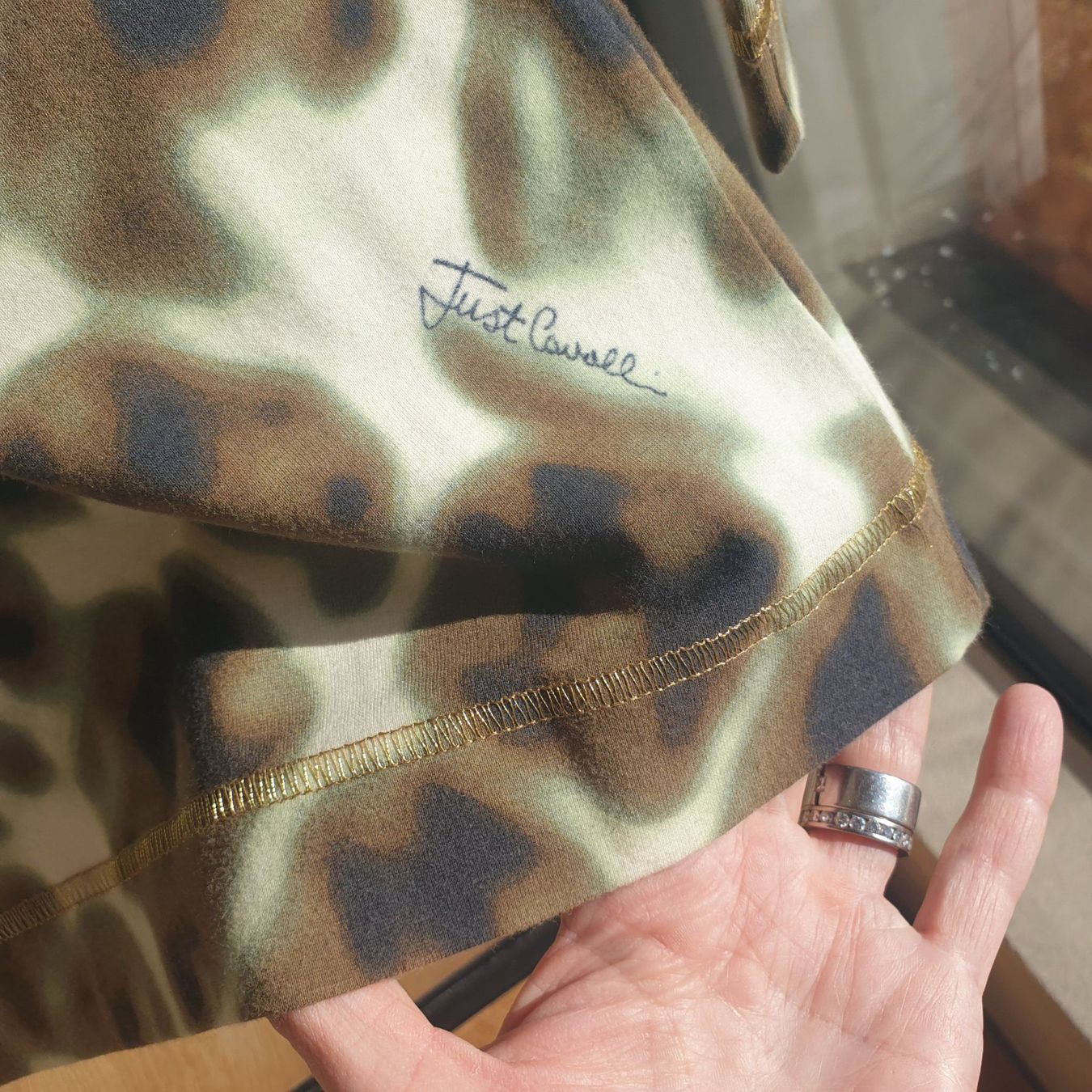 Roberto Cavalli Top: 🐸 ROBERTO CAVALLI PULLOVER / LANGARM TOP M – Nuovo (secondo la descrizione) da Môtier (Vully) venduto da Frogs 4
