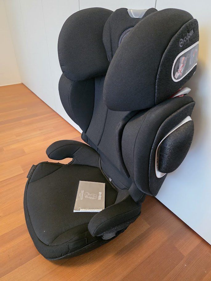 Cybex Auto-Kindersitze: Cybex Solution Z-fix Plus Kindersitz – Gebraucht aus Meggen von Scollection