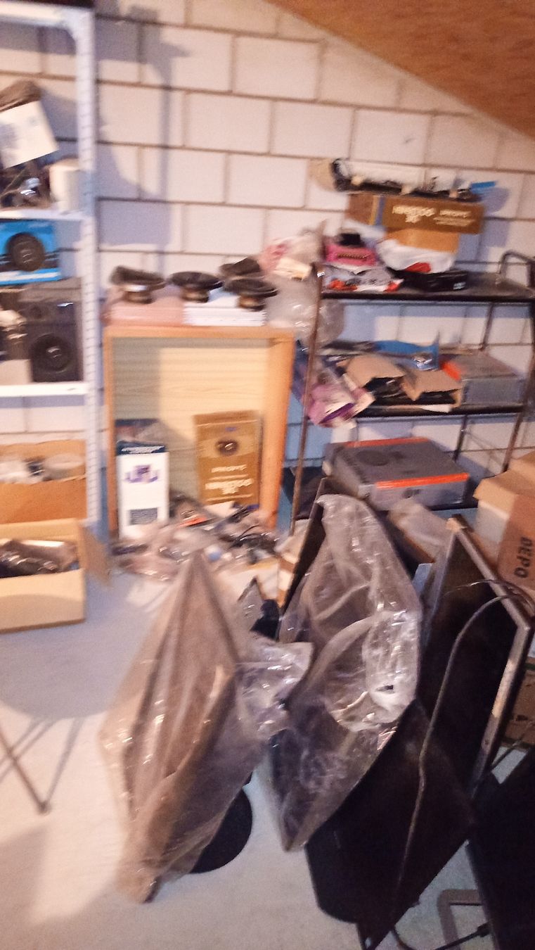 Radio: musik diskolade hifi studio  electronic geschäft – Nuovo (secondo la descrizione) da wila venduto da audi48 3