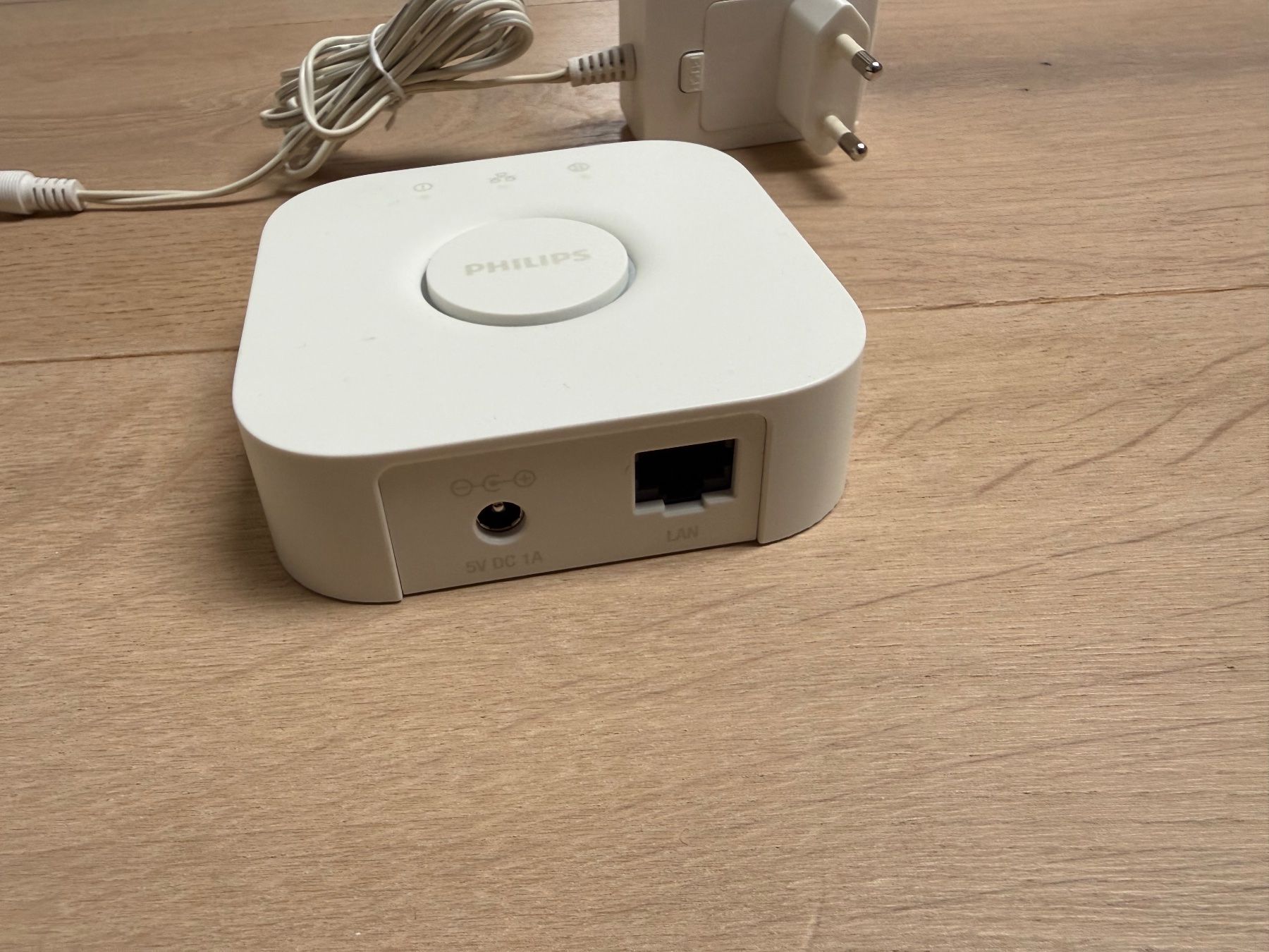 Philips Hue Bridge Smart Home Hub V2 Version 2 Gebraucht In 