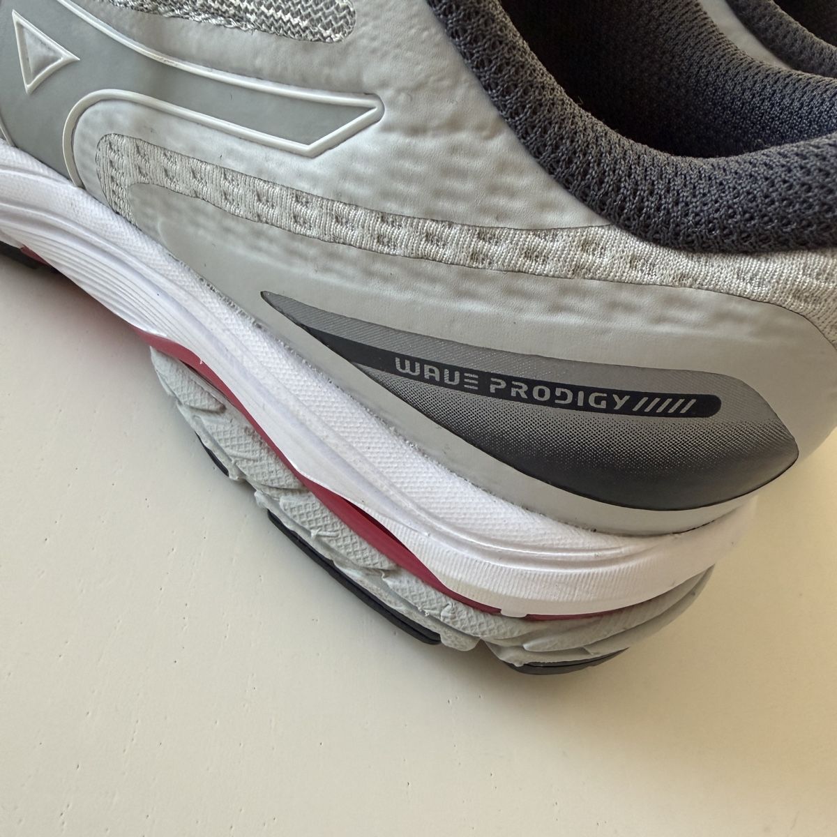 Mizuno Scarpe da donna: Mizuno shoes – Usato da Emmen venduto da Avviivva_Com2023 3