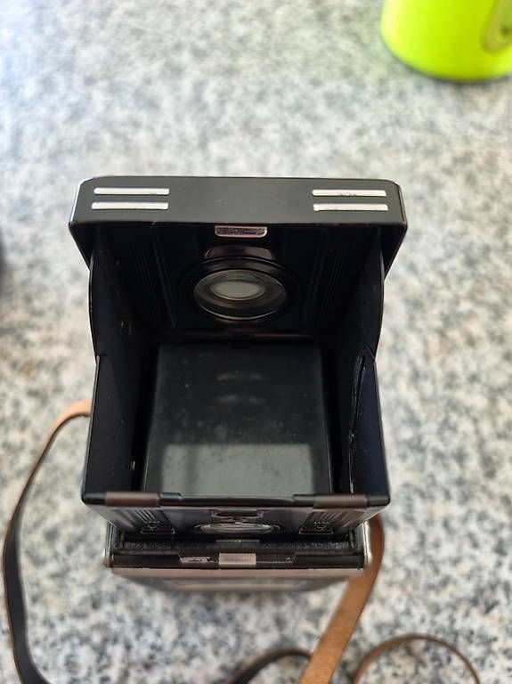 Fotocamera: ROLLEIFLEX Kamera Set 22-teilig – Usato da Siegershausen venduto da tan_wds7 3
