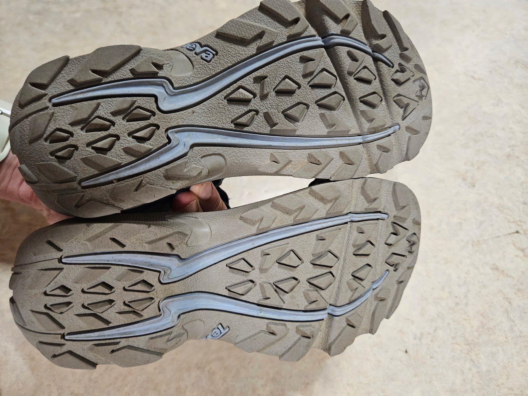 Teva Scarpe per ragazzi: Teva Sandalen – Usato da Hünenberg venduto da lexli06 1