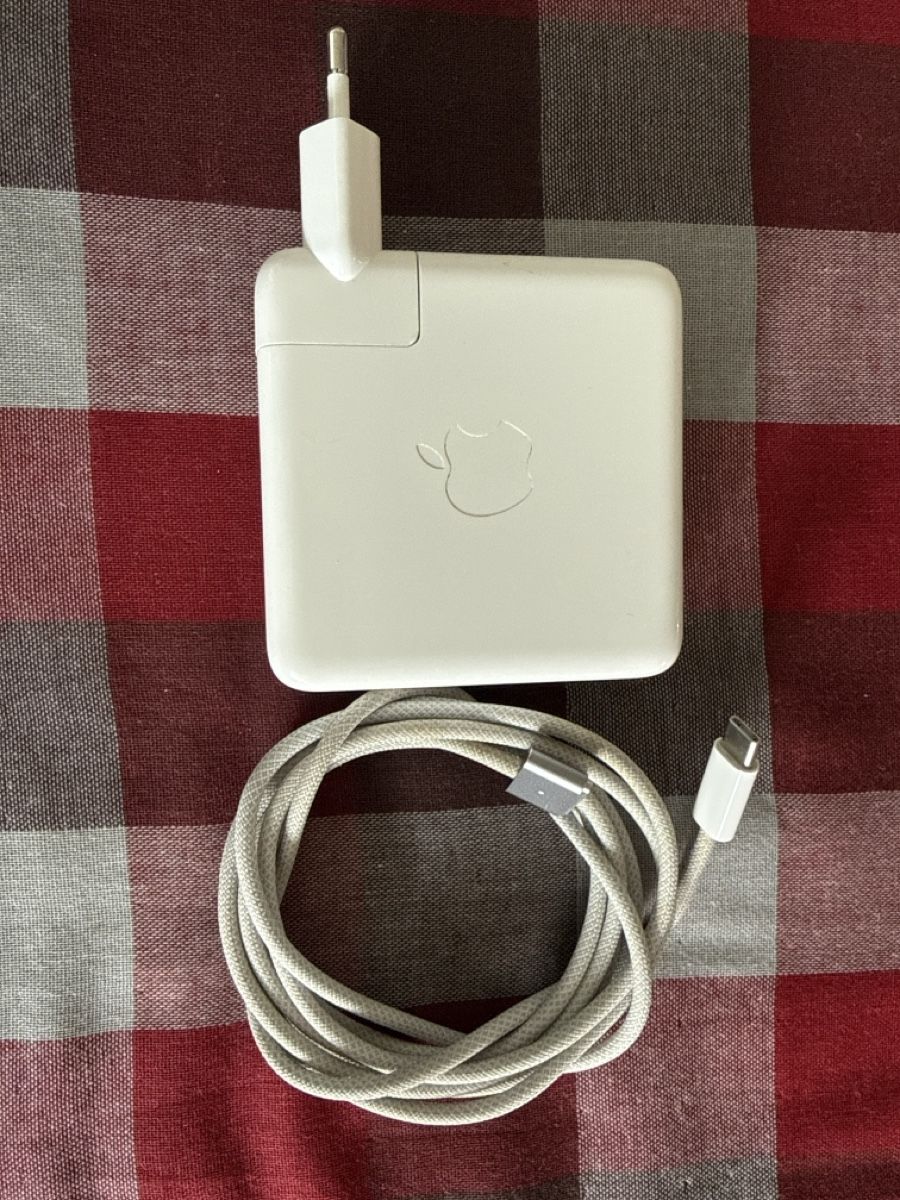 Apple Unità & Adattatore: Original Apple 96W USB-C Power Adapter used – Usato da Zürich venduto da sha_vw65 2