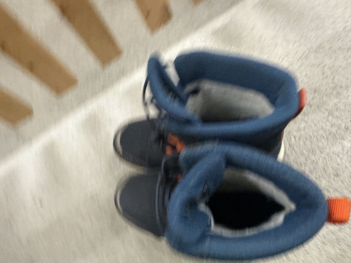 Scarpe per ragazzi: Winterboots wasserdicht blau Grösse 33 – Usato da Zürich venduto da ferreira.ana 3