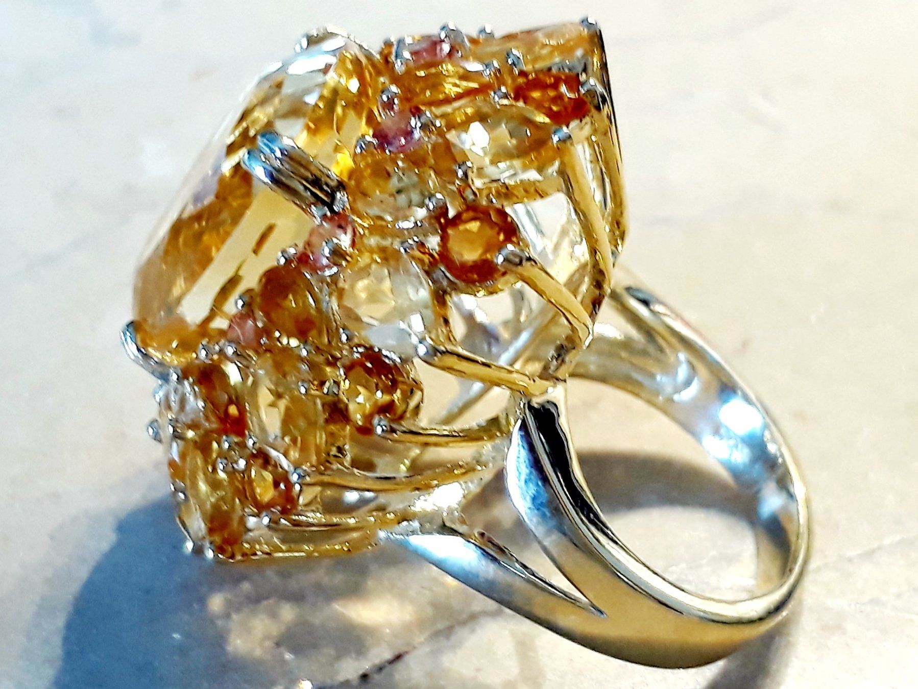 Bagues: Wunderschöner Vintage Ring voller Citrine – Neuf (Voir description) à Zürich par adriben 2