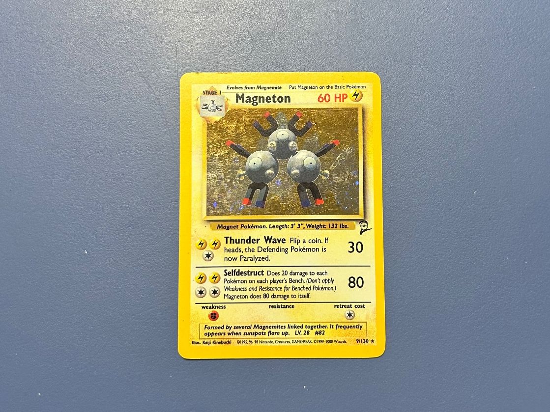 Pokémon Carte collezionabili: Pokémon Magneton Base Set 2 EN – Usato da Schlieren venduto da happymerchant64