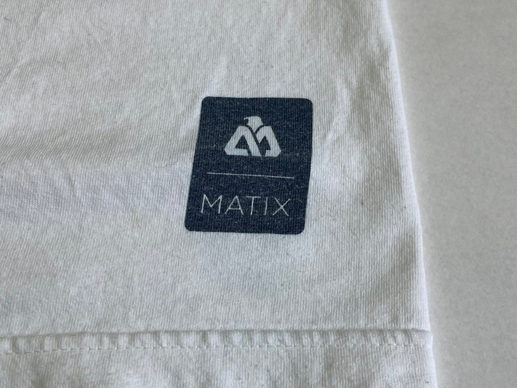 T-shirts: Y2K Matix Skateboard T-Shirt Size M – D'occasion à Zürich par le_souk 3