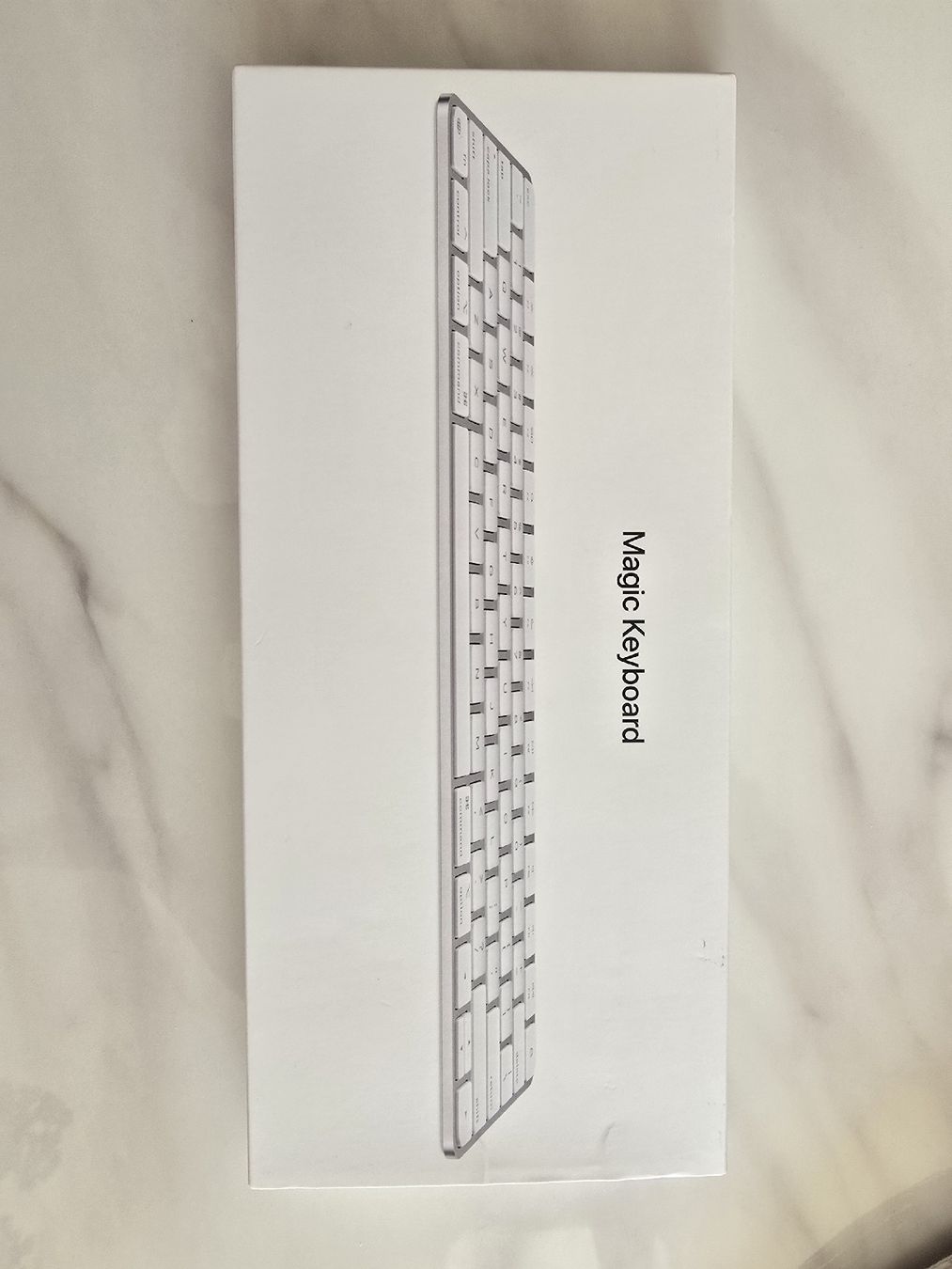 Apple Tastiere: Apple Magic Keyboard (MK2A3LB/A) model A2450 – Usato da Zürich venduto da fin_2vqm