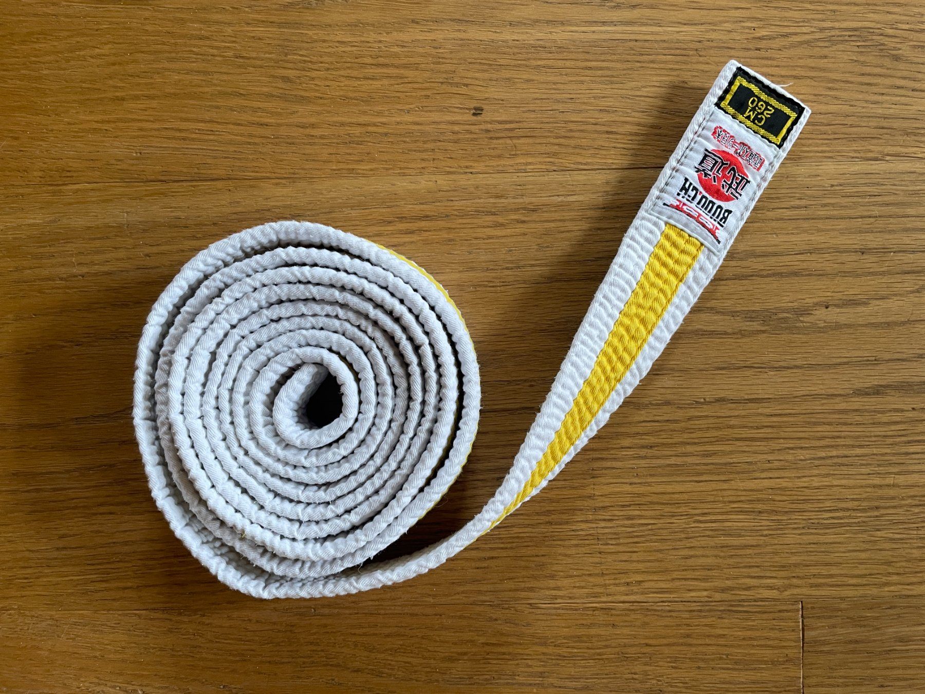 Cinture: Judo-Gürtel weiss-gelb – Usato da Buch am Irchel venduto da Zoix 1