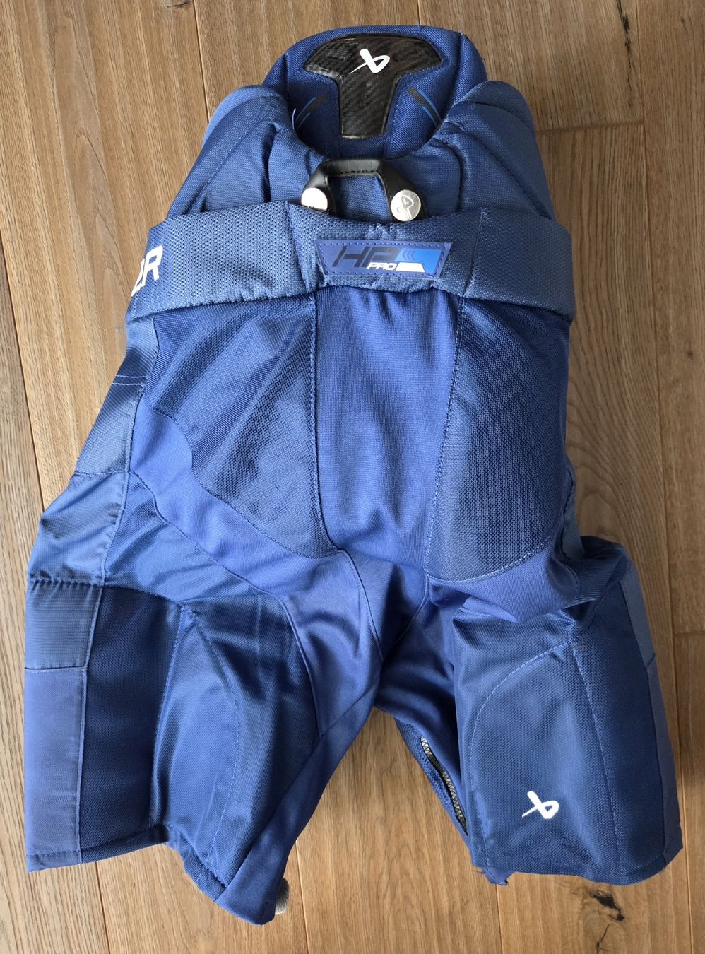 Bauer Pantaloni: Eishockeyhose Bauer HP Pro INT Grösse M gebraucht – Usato da Langenthal venduto da Roetschu 3