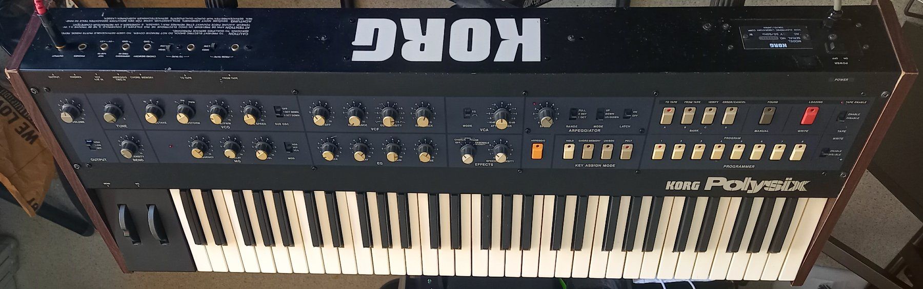 Korg Instruments de musique: Korg Polysix Synthesizer – D'occasion à Luzern par garlicia