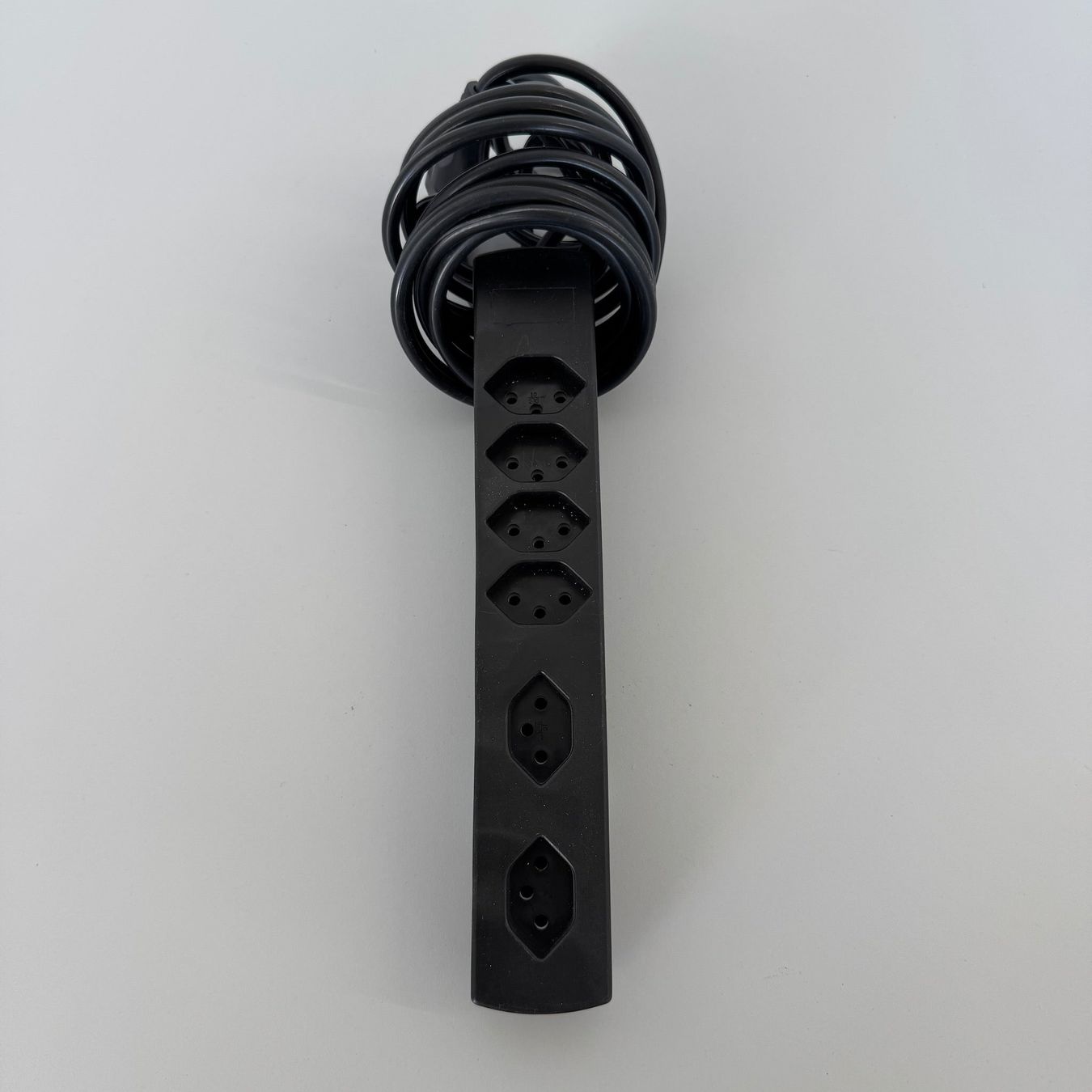 Spine: Max Hauri Safety Line Mehrfachstecker – Usato da Schönenwerd venduto da mcofficeshop 1