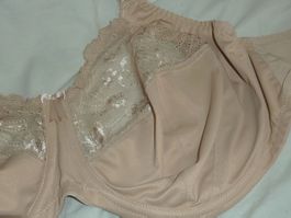 soutien gorge rude taille europe 100H marque ELOMI